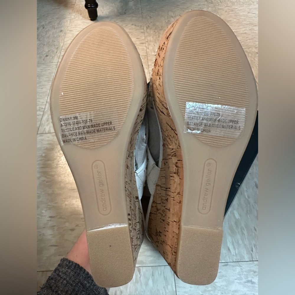 White Wedges - image 3